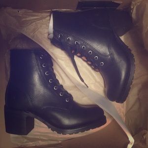 FRYE Boots